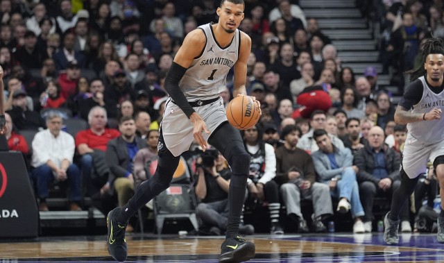 开云体育APP下载-仅5次出手！文班：队友手感火热时我的角色就是确保他们保持优势