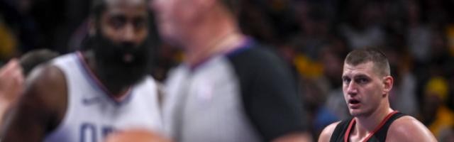 开云体育下载-哈登0胜5负追平韦少耻辱纪录！约基奇痛揍快艇五小