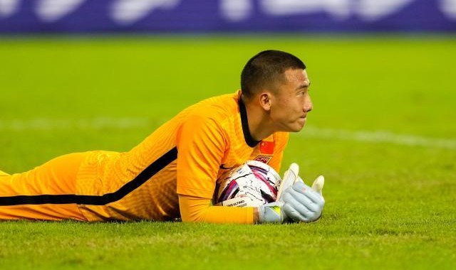 开云体育入口-韩佳奇揽责：丢球是判断+专注问题 有一点猜了半步