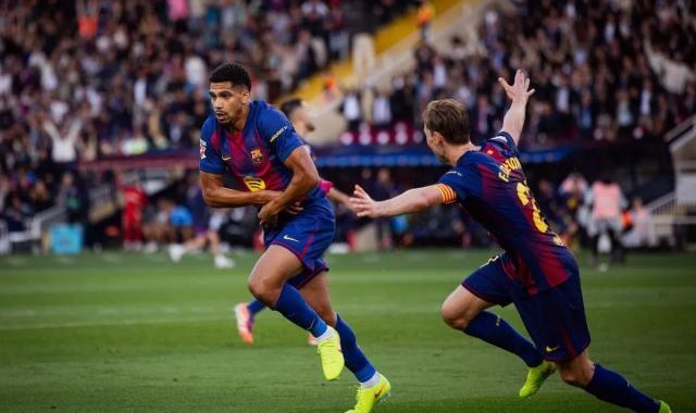 开云APP-弗利克：佩德里踢得太多；计划是让亚马尔踢60分钟