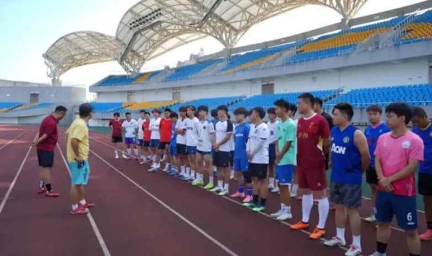 kaiyun-【湘超阅兵】邵阳队：老中青人尽其才 世界冠军助阵