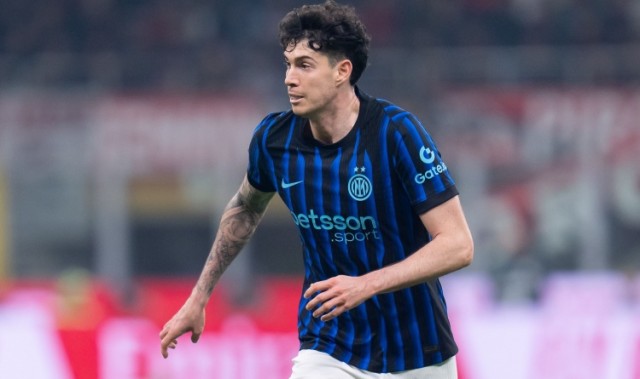 kaiyun-每体：巴斯托尼红牌致意大利出局，糟糕状态恐引巴萨重新评估