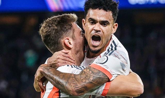 开云体育APP下载-【欧冠】迪亚斯双响+红牌，拜仁客场2比1力克巴黎