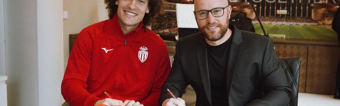 kaiyun-官方：摩纳哥租借莱斯特城中卫费斯，含选择买断条款