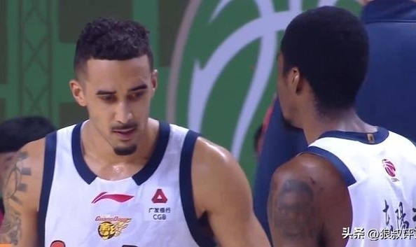 开云APP-CBA最新排名：上海爆冷丢榜首 广东双杀南京 辽宁完败青岛引关注