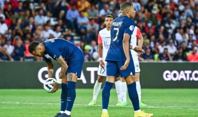 开云-被宠坏的孩子们终于被网曝了...